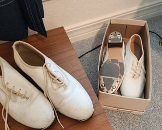 tap shoes