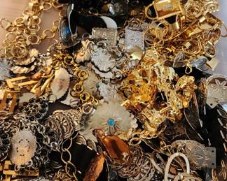 metal vintage belts