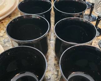 Jet black glass