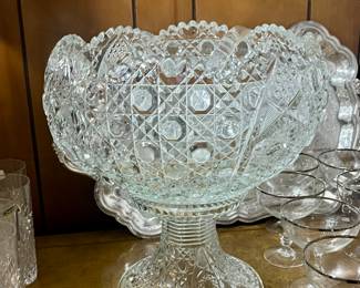 Vintage punch bowl. 