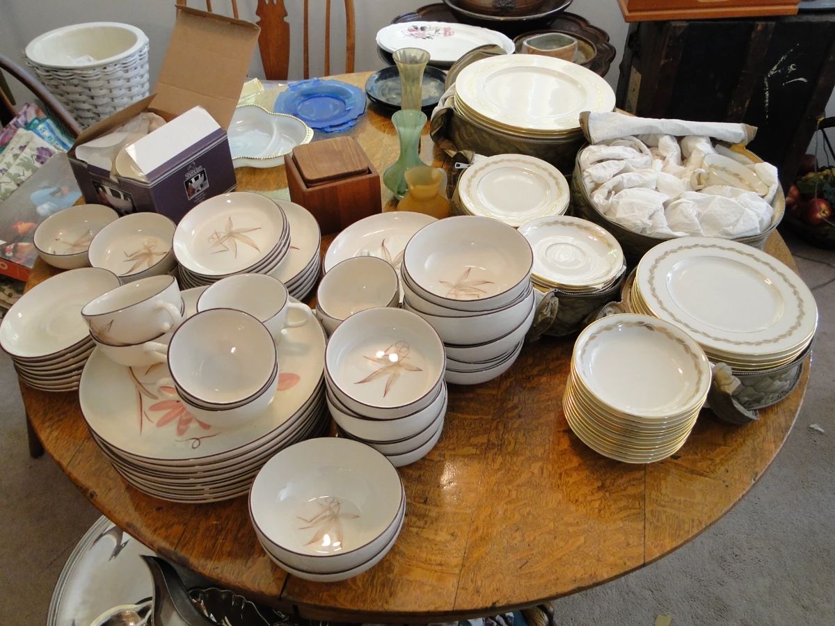 California Winfield and Lenox Golden Wreath China sets