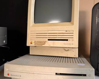Apple Macintosh computer & monitor