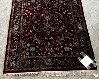 Indian Hand-woven Rug 4' x 6'