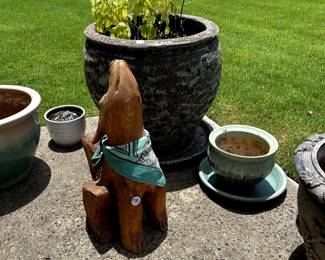 Garden Pottery and Art Sculptures.