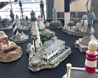 Large collection of Great Lighthouses of the World.