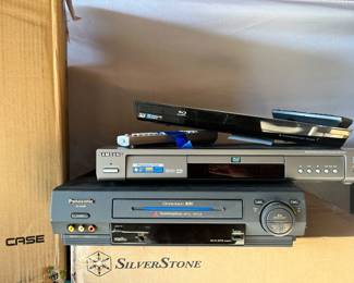 Computer Items, DVD/BluRay/VCR Players, SilverStone, Tital, Liquid Freezer Fans, Gaming Monitor