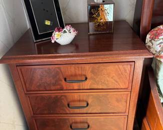 3-Drawer Night Stand