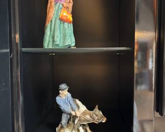 Lladro, Peasant Collectible