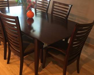 STEVE SILVER SEVEN PIECE DINETTE SET