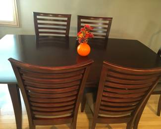 STEVE SILVER SEVEN PIECE DINETTE SET