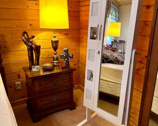 Jewelry Cabinet/Mirror