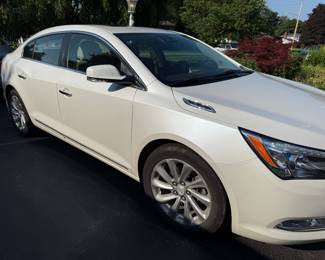 2015 Buick Lacrosse only 40,000 original miles! Cream Puff