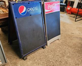 PEPSI / COKE SIGNS