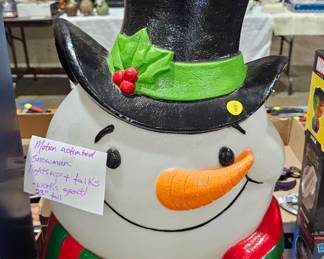 CHRISTMAS DECOR SNOWMAN