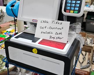 LITTLE TIKES SELF CHECKOUT REGISTER