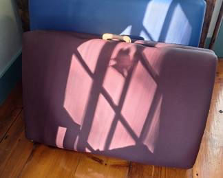 Massage table