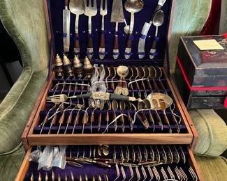 Huge flatware set