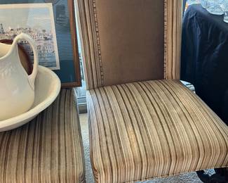 Set of 6 dining/side chairs