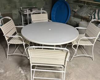 OUTDOOR FURNITURE