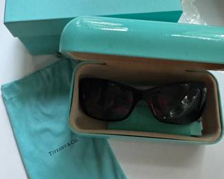 TIFFANY SUNGLASSES