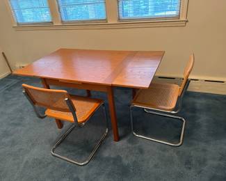 Table and 4 rattan chairs