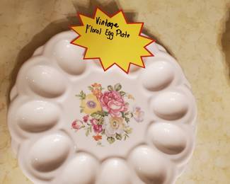 Vintage egg plate