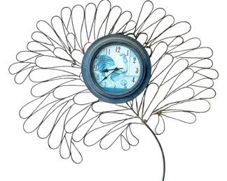 Outdoor Rooster Decor
