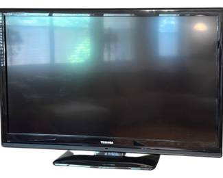 52 in Toshiba Flatscreen TV