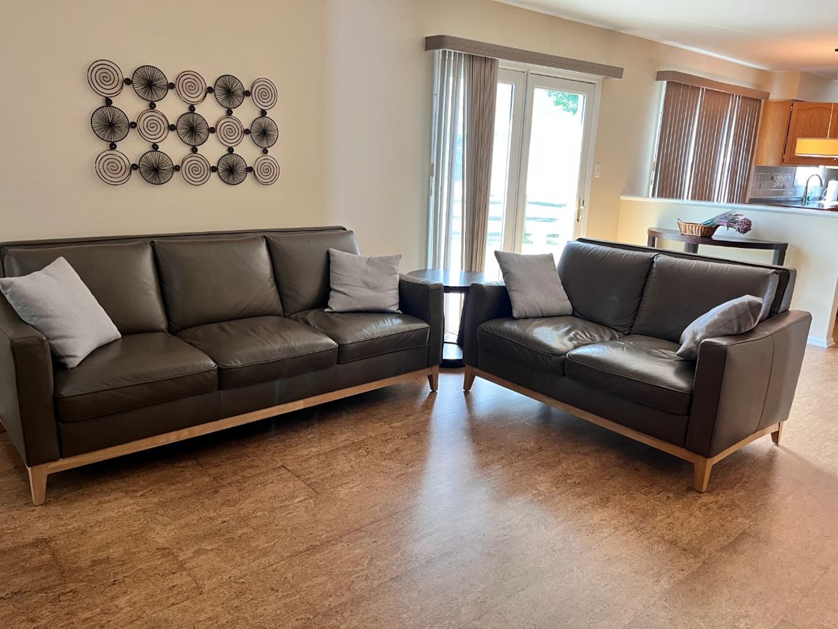 New leather furniture