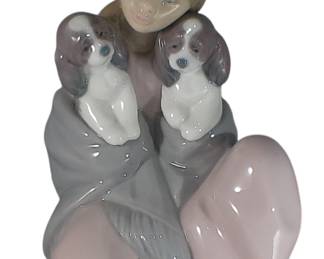Lladro Snuggle Up