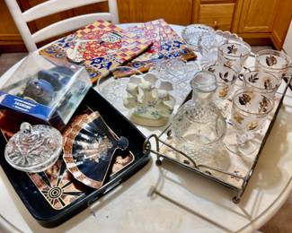 Trays, trivets, glassware