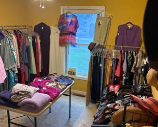 Womens shoes, clothing, handbags, hats, belts, and shoes