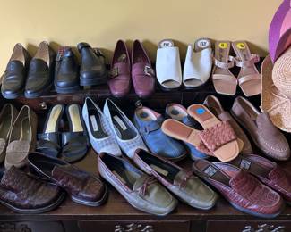 Women's shoes