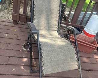 Zero gravity chairs (2)