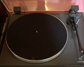 Linn Basik Turntable