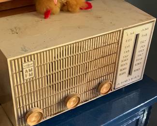 VIntage Radio