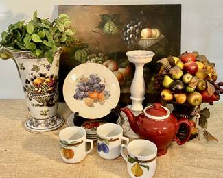Italian porcelain, fruit art, teapot 