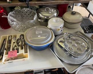 NICE KITCHENWARE OUT HERE TOO!