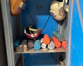 STEEL WELDING CABINET & EQUIPMENT