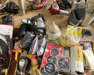 SMALL ELECTRIC HAND TOOLS