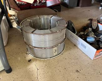 LARGE SPOOLS OF WELDING WIRE