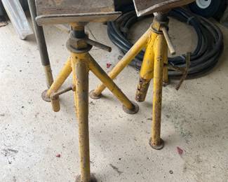 WELDING STANDS