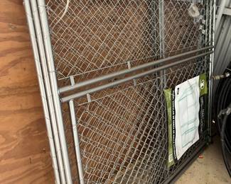 NEW "LUCKY DOG" KENNEL