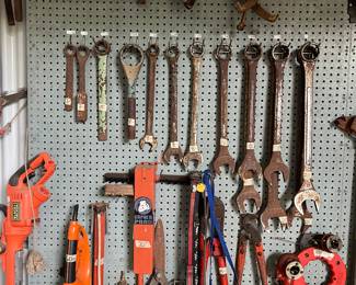 WRENCHES GALORE - FROM SMALL TO HUGE!