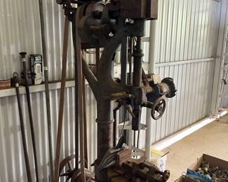 MASSIVE ANTIQUE CAMELBACK DRILL PRESS!