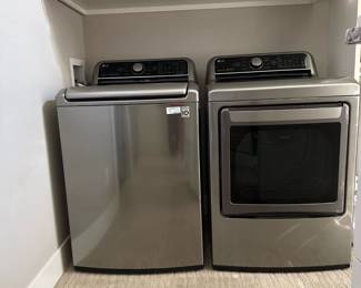 LG Washer and Dryer Set