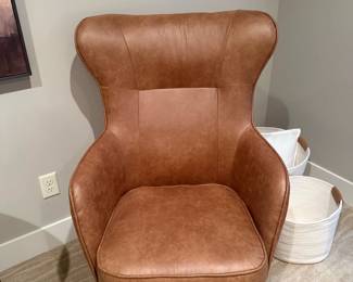 Emerald Home Franky Saddle Accent Chair