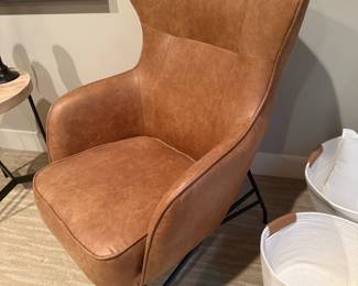 Emerald Home Franky Saddle Accent Chair