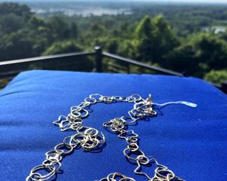 Beautiful Gold chain.