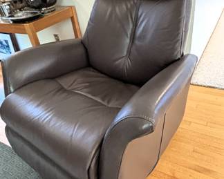 BUY IT NOW! $750.00. IMG Leather Relaxer Recliner 34" W x 39" H x 36" D